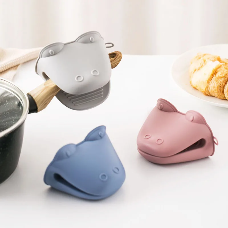Oven Mitt Silicone - 厚手の高温耐性オーブンミット＆漫画のカバ柄シリコンハンドトング - オーブン、電子レンジ、ベーキング用（火傷防止）